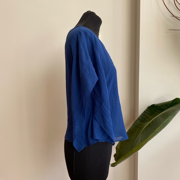 Silk Vintage-style Flutter Sleeve Blue Top Sz S - Picture 5 of 5